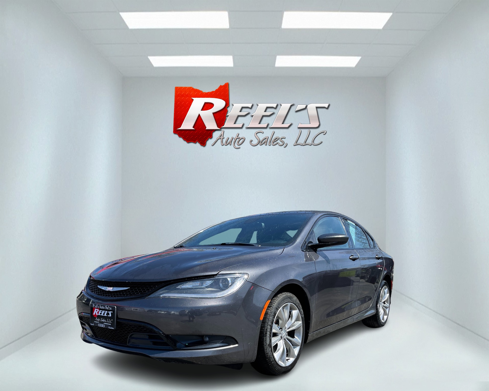 photo of 2015 Chrysler 200 S